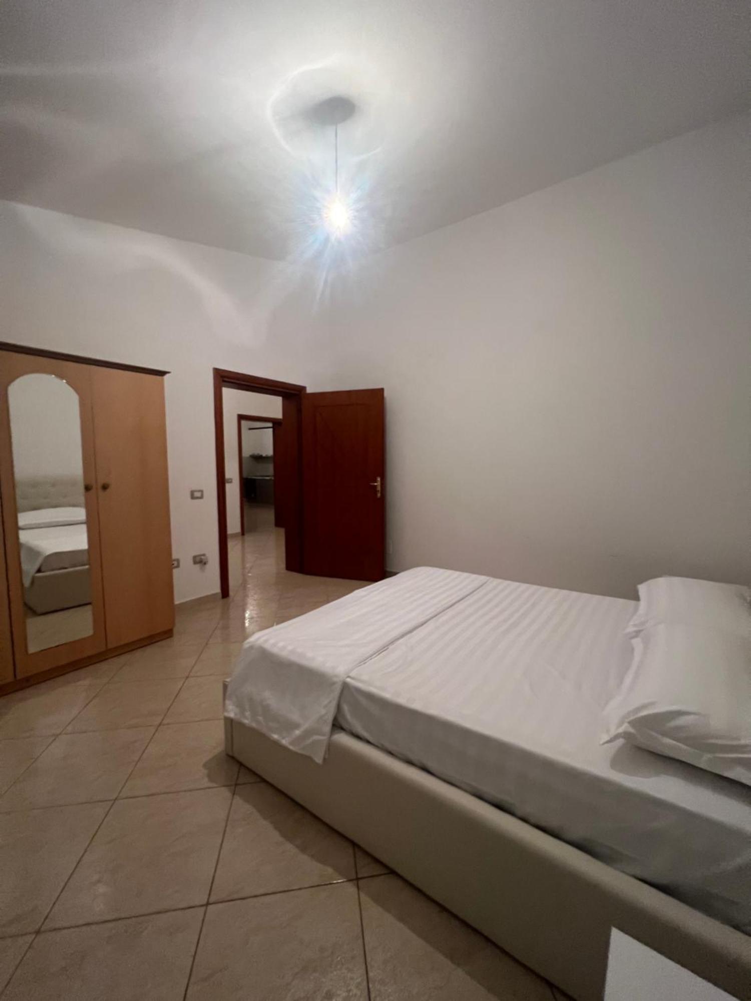 Apartamento House Divjake